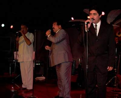 49580