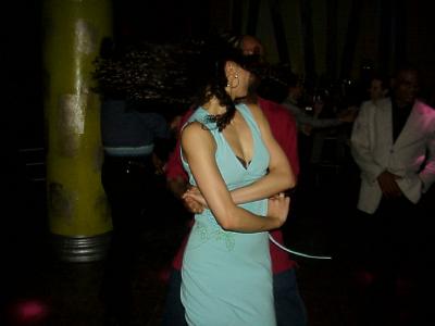 20042
