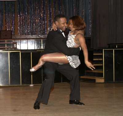 27816